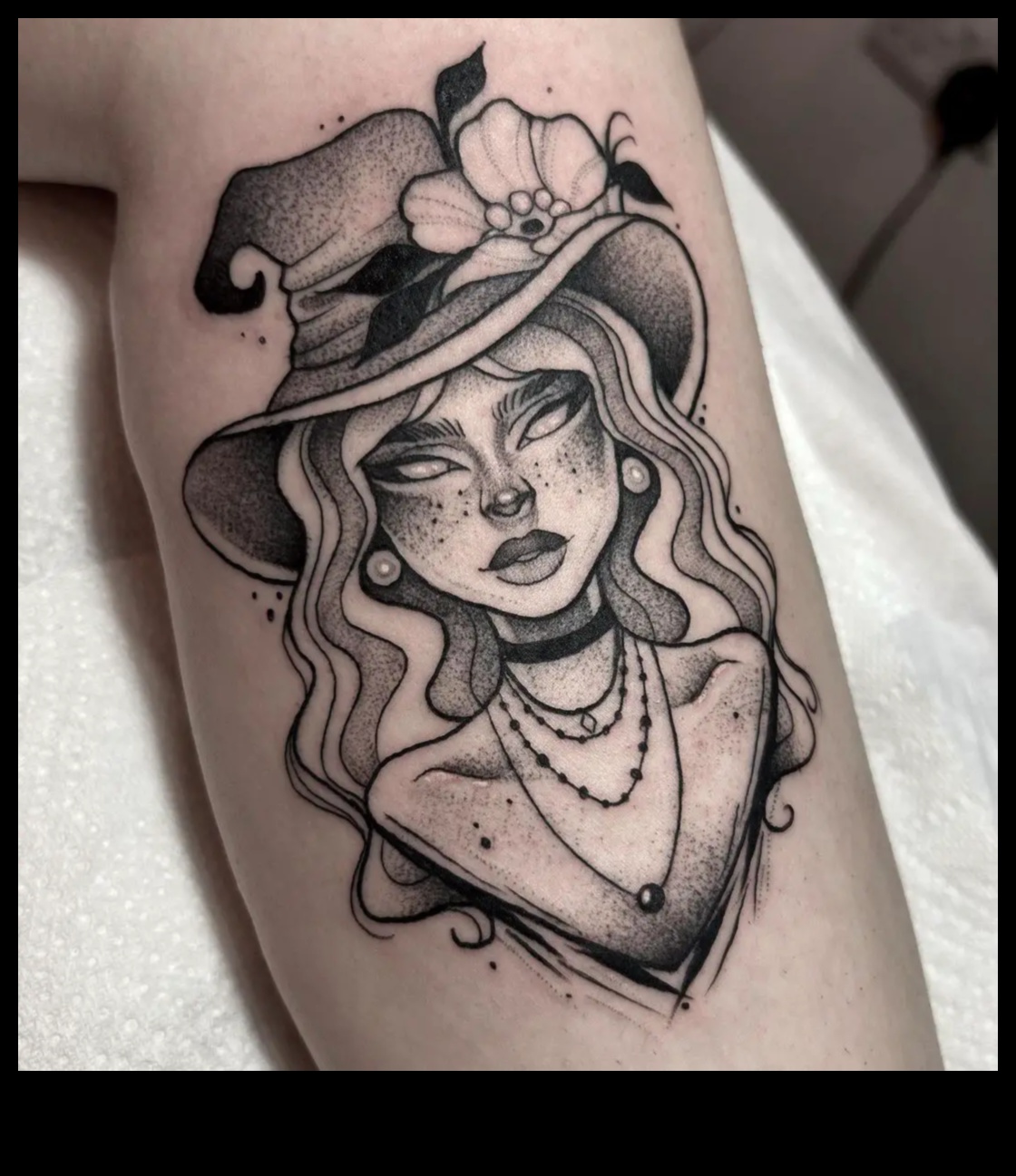 Whimsical Ink Revelry: Παιχνιδιάρικες ιδέες για εκφραστικό στολισμό σώματος