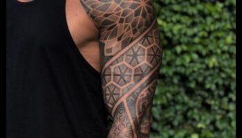 Πέρα από το πινέλο: Τατουάζ ρεαλισμού που αψηφούν τους παραδοσιακούς καλλιτεχνικούς κανόνες