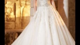 Elegance Embodied: Νυφικά σχέδια αιχμής